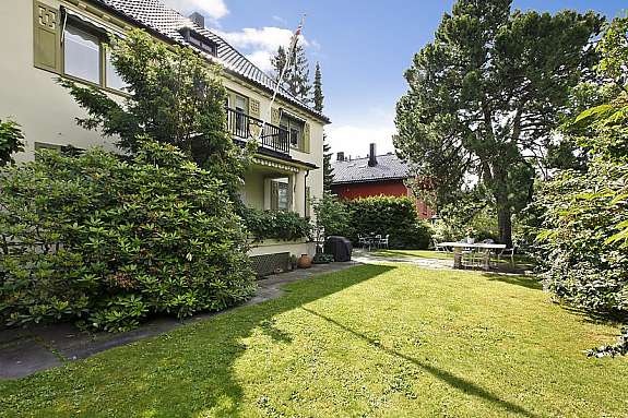 Fasade hage Galleribilde