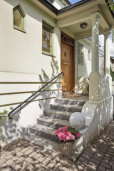 Inngangsparti Galleribilde