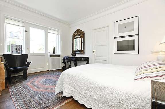 Soverom nr. 2 m/veranda Galleribilde