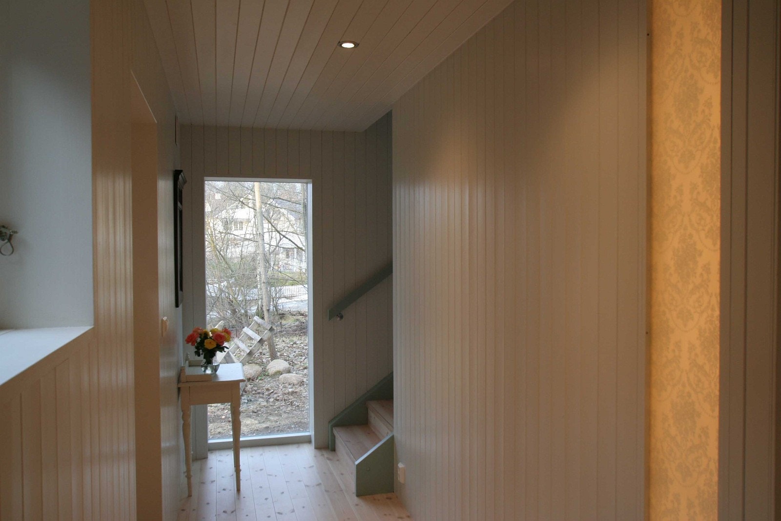 Inngangsparti nede Galleribilde