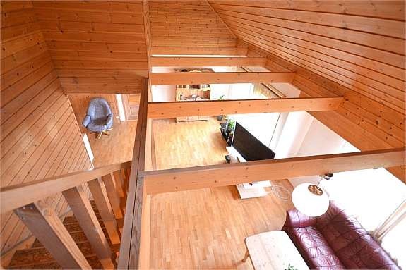 Delvis åpen himling i stue Galleribilde