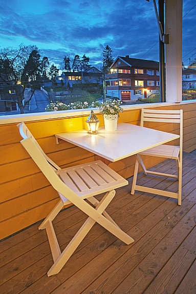 Terrasse med adkomst fra stuen Galleribilde