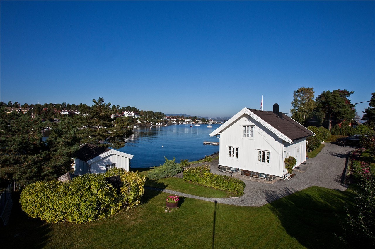 Oversikt over Tomten Galleribilde