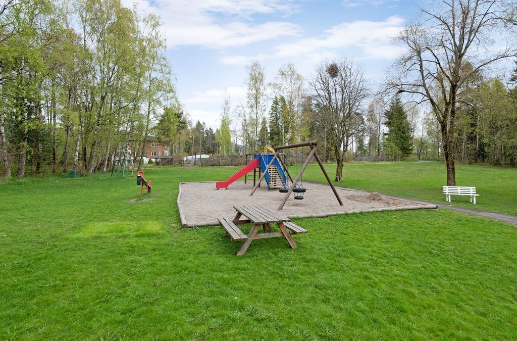Lekeplass på området Galleribilde