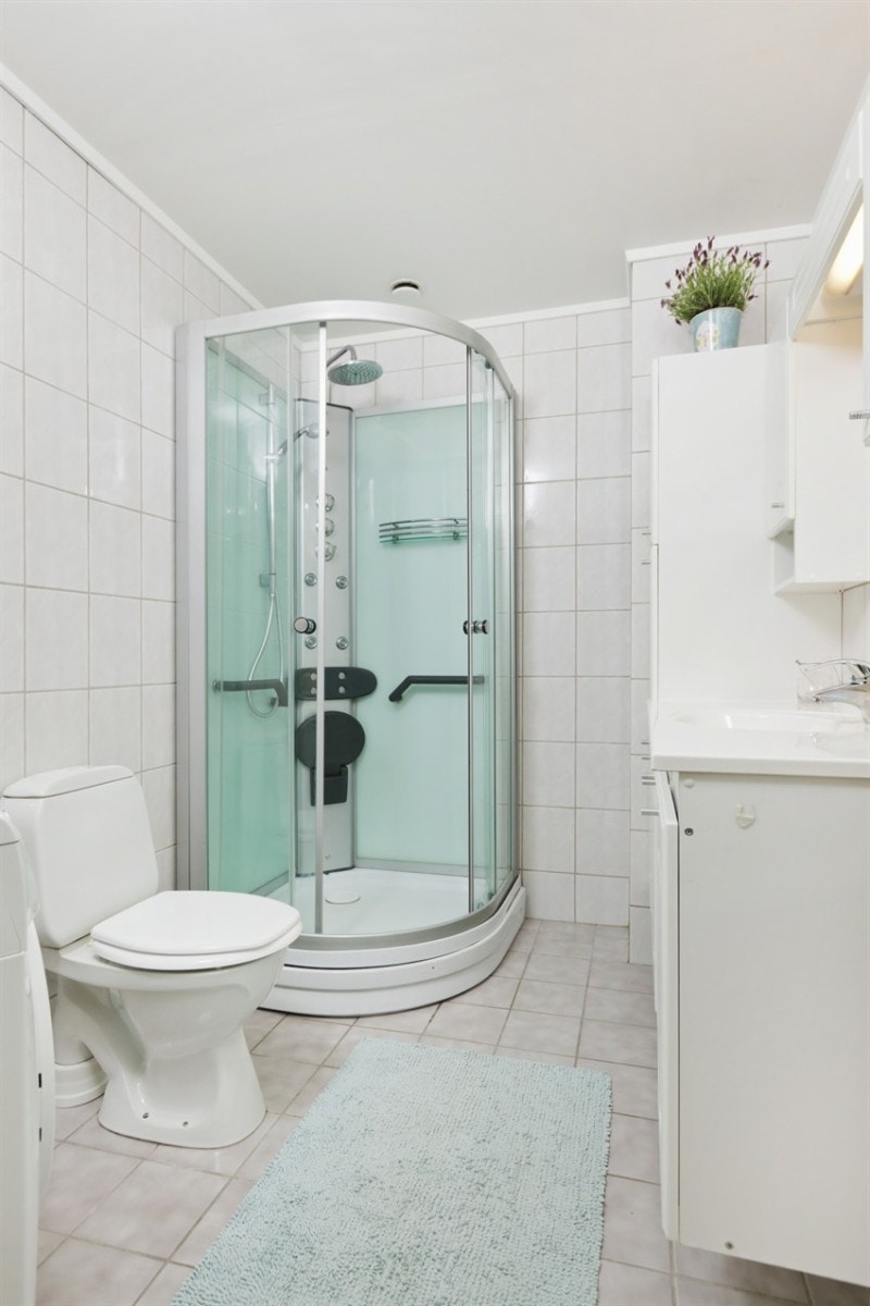 Bad med opplegg vaskemaskin Galleribilde