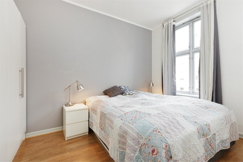 Soverom 1 med god skapplass Galleribilde