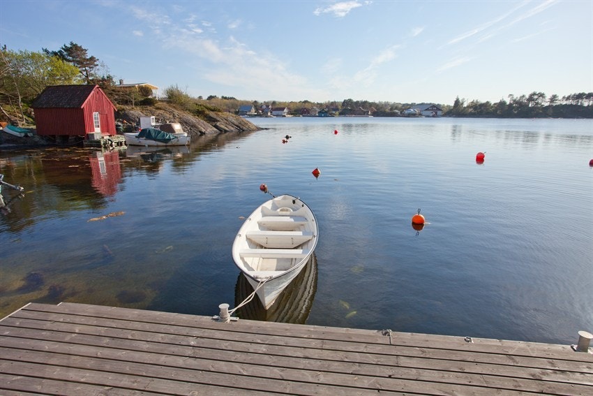 Fra brygga ved sjøbua Galleribilde