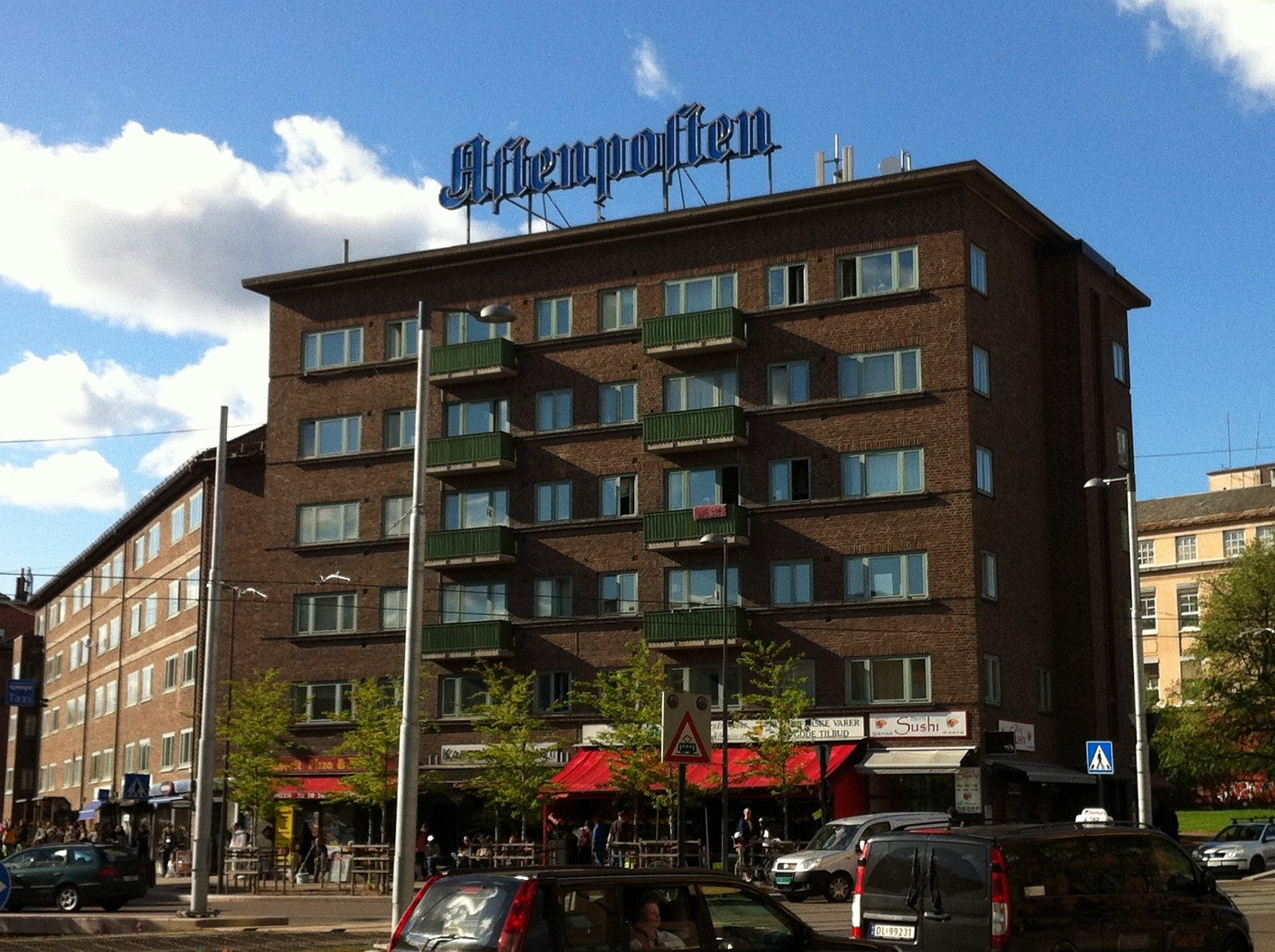 Carl Berners Plass 2 Galleribilde