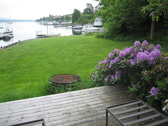 Utsikt fra terrasse Galleribilde