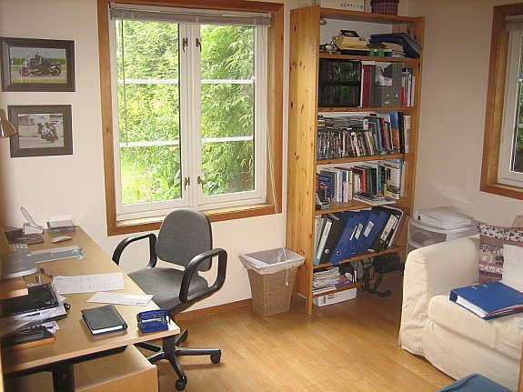 Sov./ Arbeidsværelse i 1.ste Galleribilde