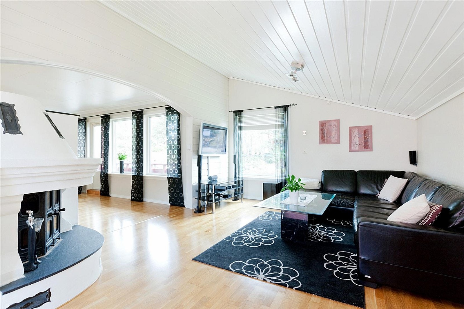 Tv-stuen. Galleribilde