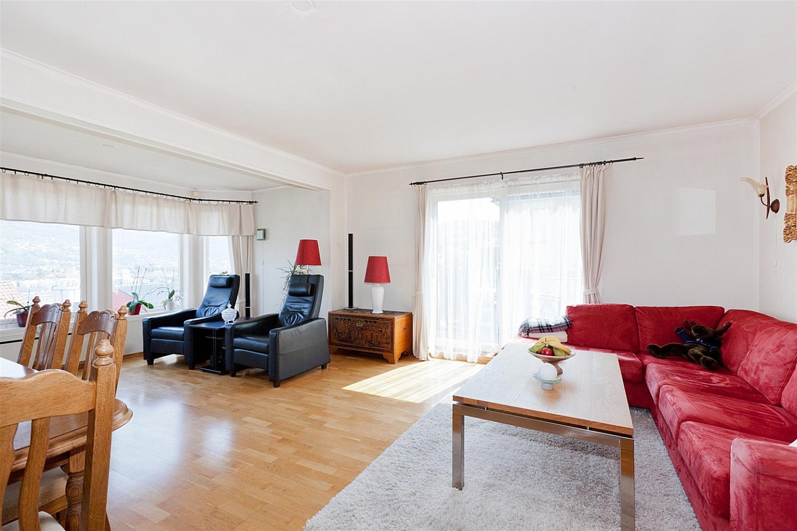 Stue med utgang til terrasse. Galleribilde