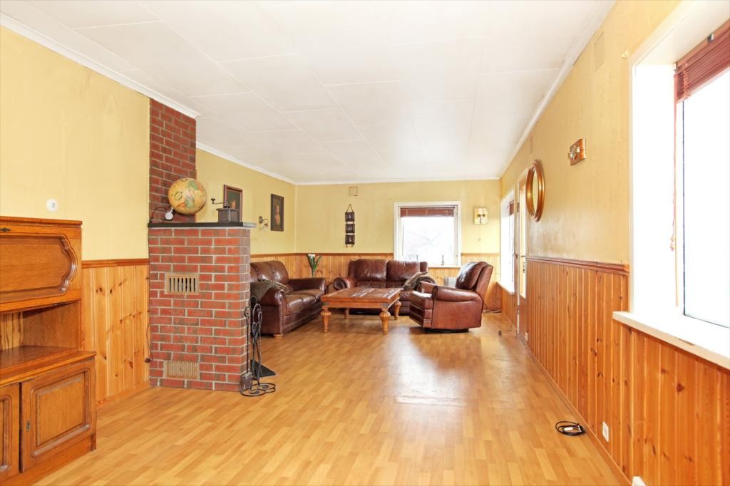 12 - Bauneveien 15 Galleribilde