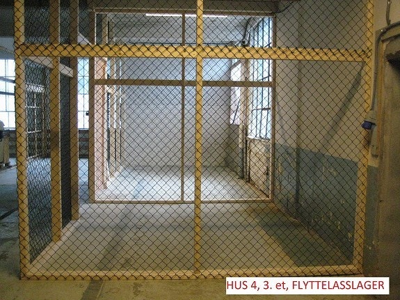 Flyttelasslager med lagring i felles sal eller eget nettingbur. Venteliste på bur men vi har noen ledige plasser i felles sal. Rimelig lagring! Heisadkomst fra gårdsplass. Galleribilde