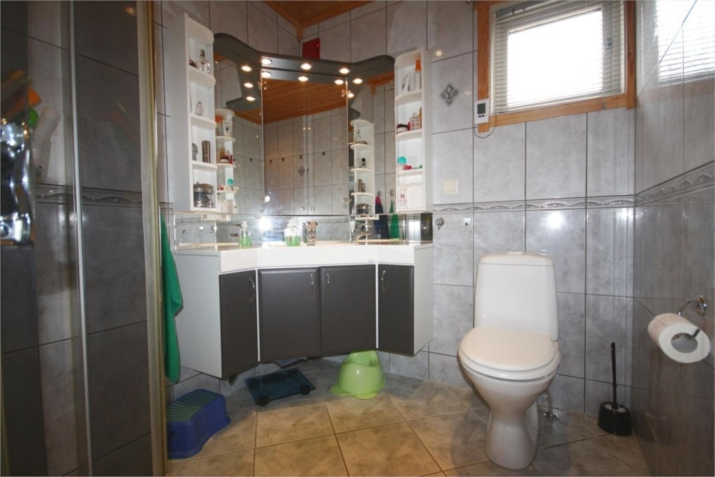 Flislagt bad Galleribilde