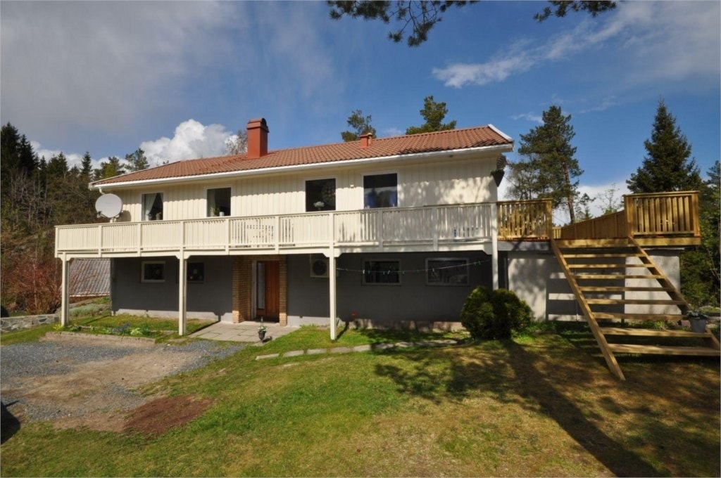 Inngangsparti og uteområder Galleribilde