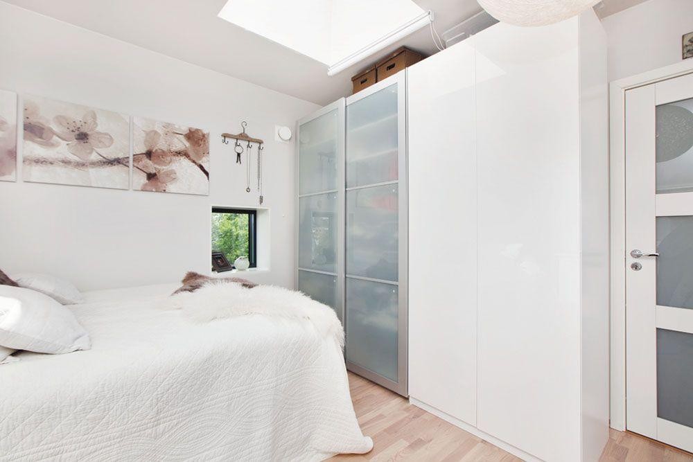 Meget god lagringsplass. Vindu i tak! Galleribilde