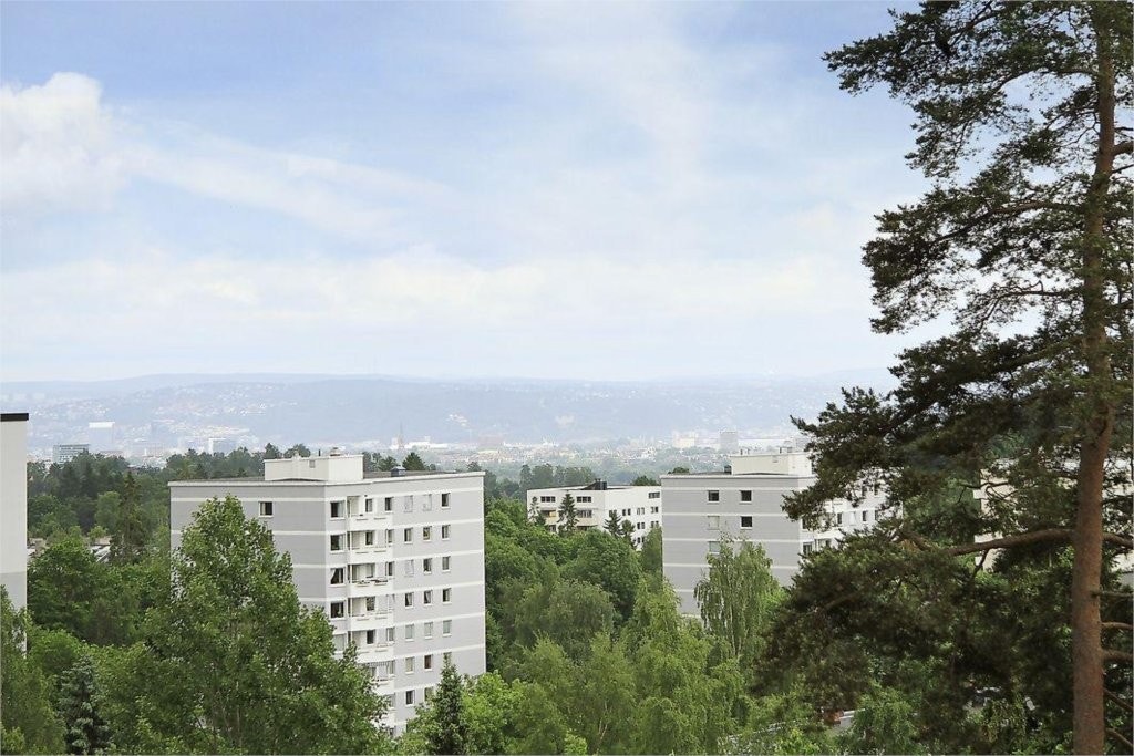 Utsikt fra balkong Galleribilde