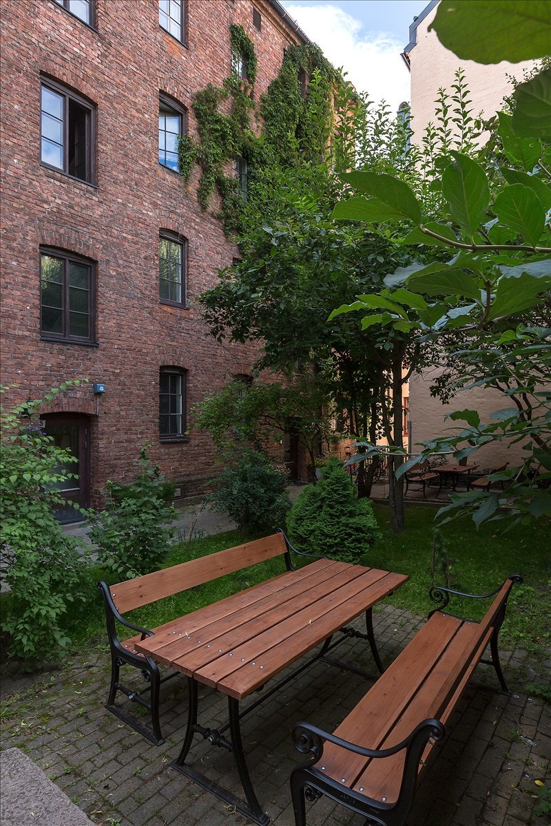 Uteplass Galleribilde