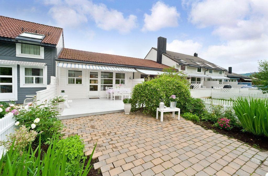 Pent opparbeidet uteområde Galleribilde