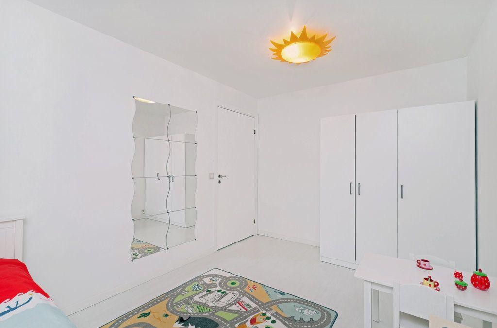 Soverom 2 mot bakgård Galleribilde