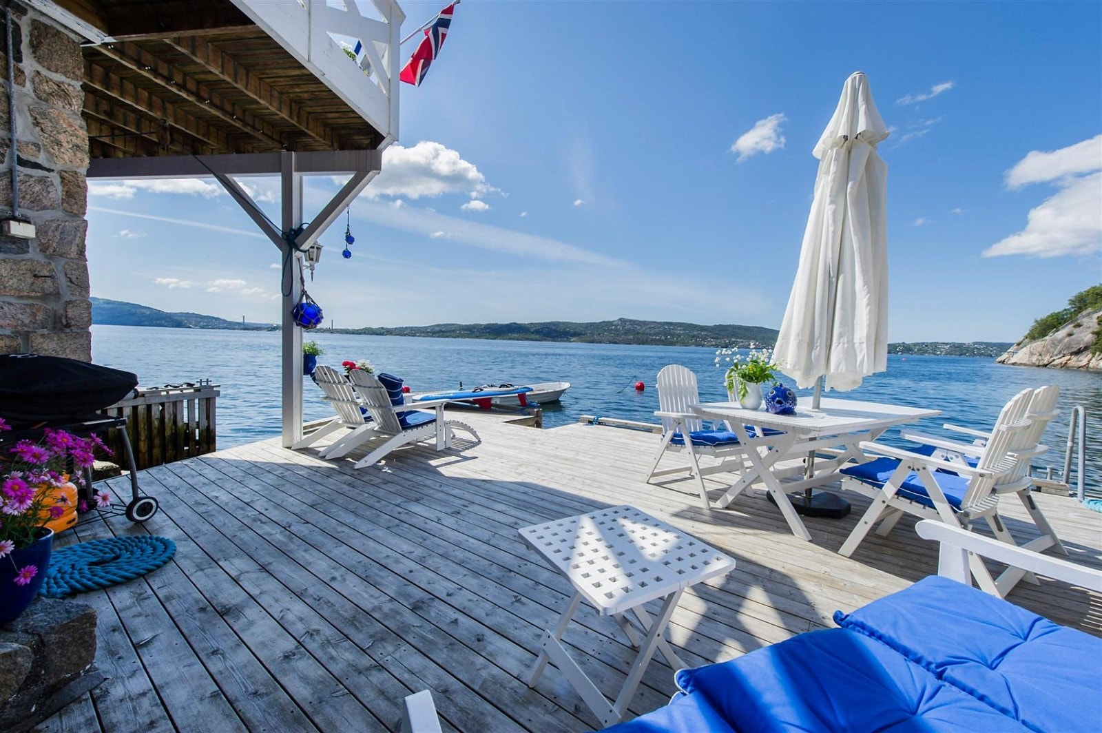 Området ved bryggen og nøstet er helt ubetalelig. Galleribilde