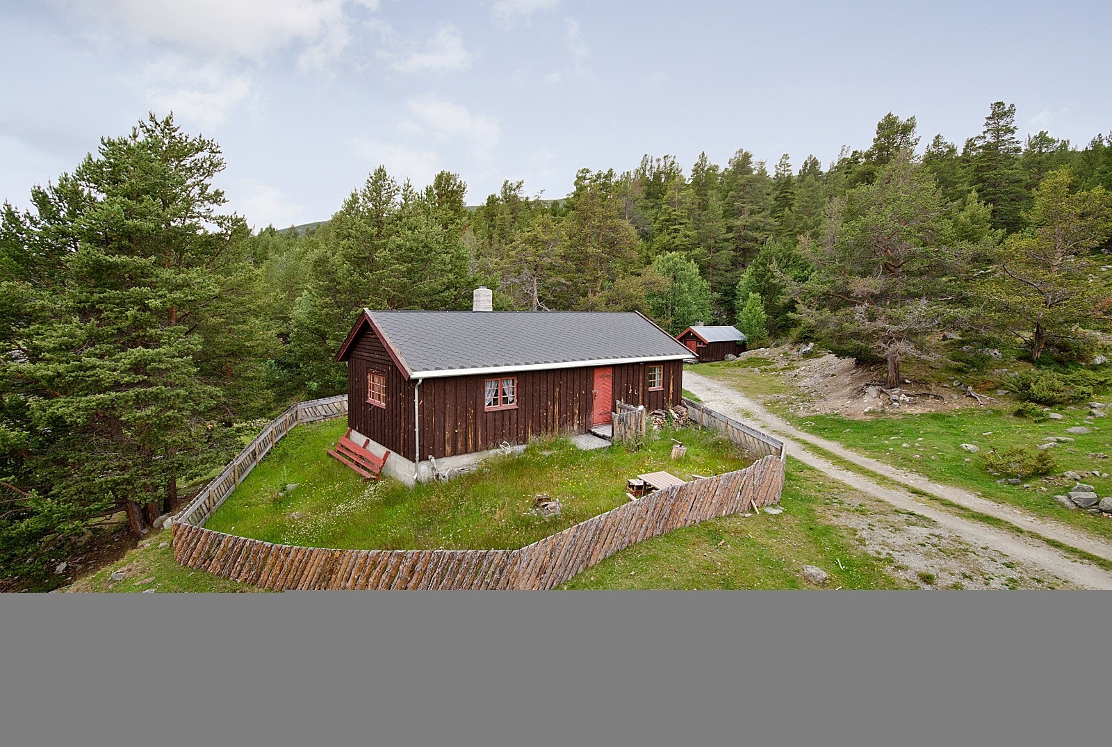 Setra på Lora. Galleribilde