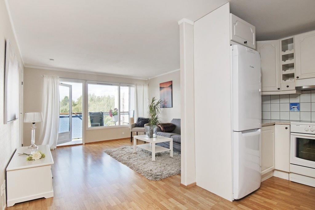 Kjøkken, mot stue Galleribilde