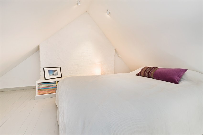 Soveplass på hems Galleribilde