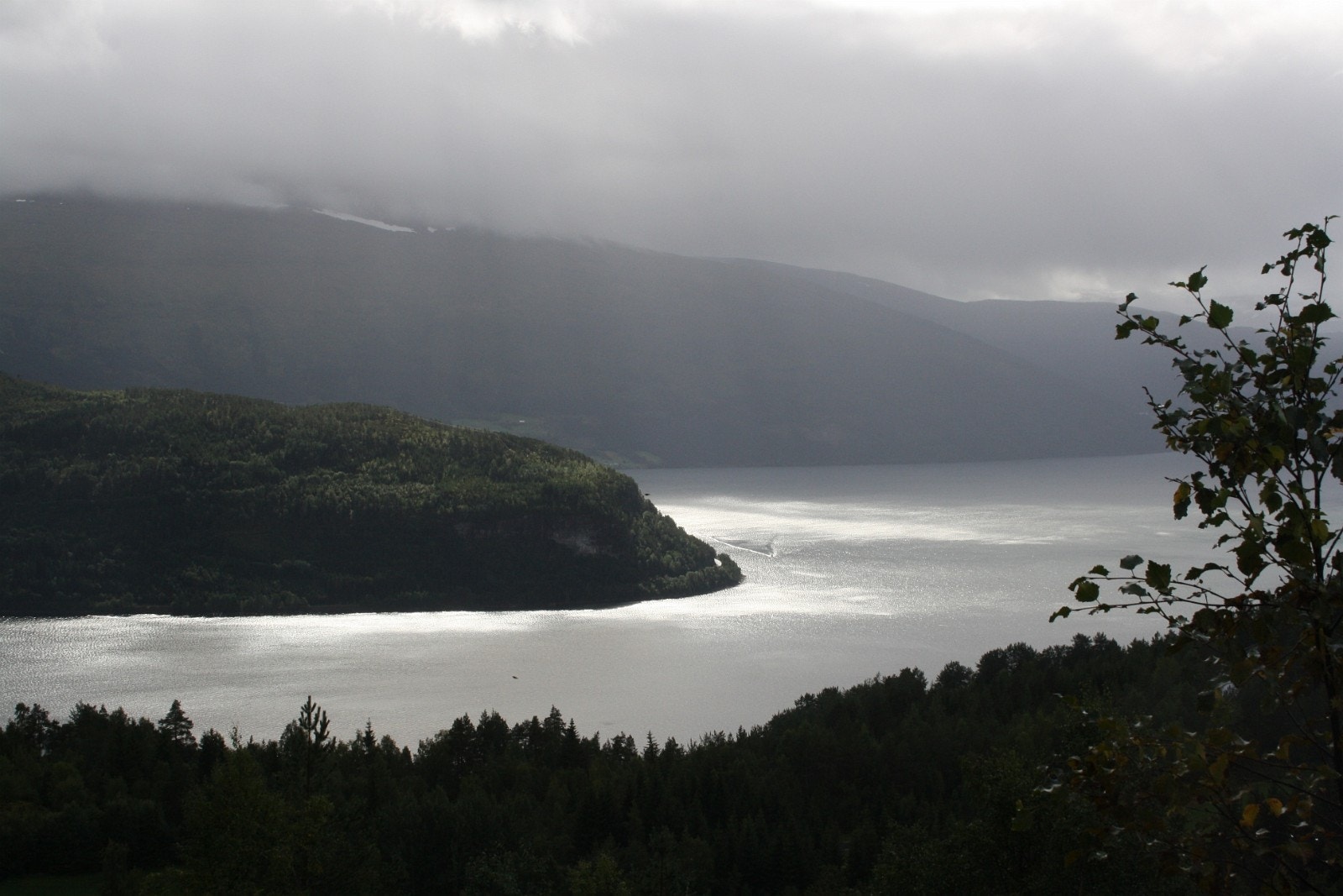 Utsikt 2 mot sør-vest på veg til hytta Galleribilde