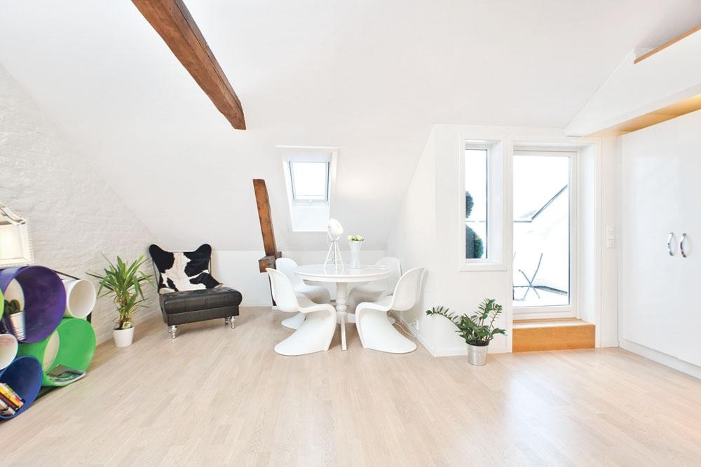 Stue mot takterrasse. Galleribilde