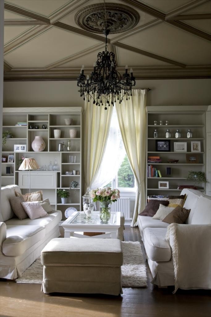 Peisestue/ bibliotek Galleribilde