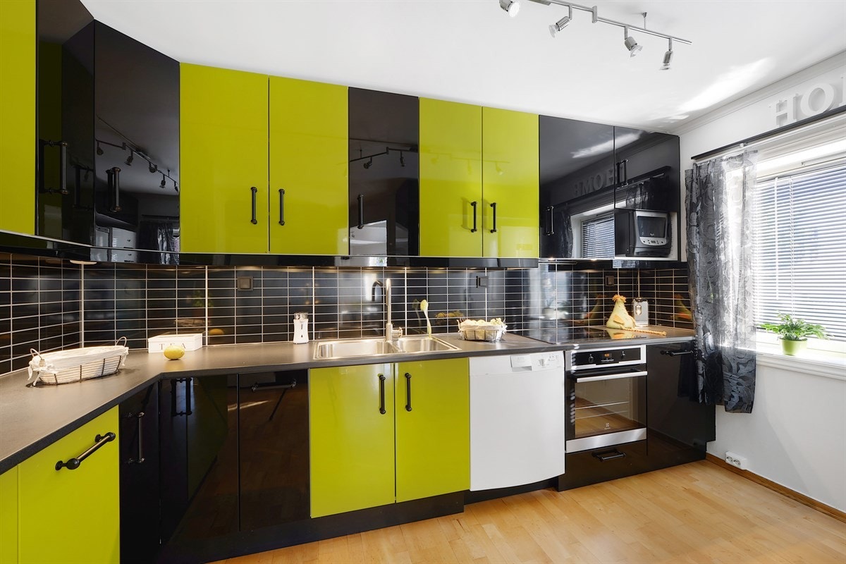 Meget pent kjøkken Galleribilde