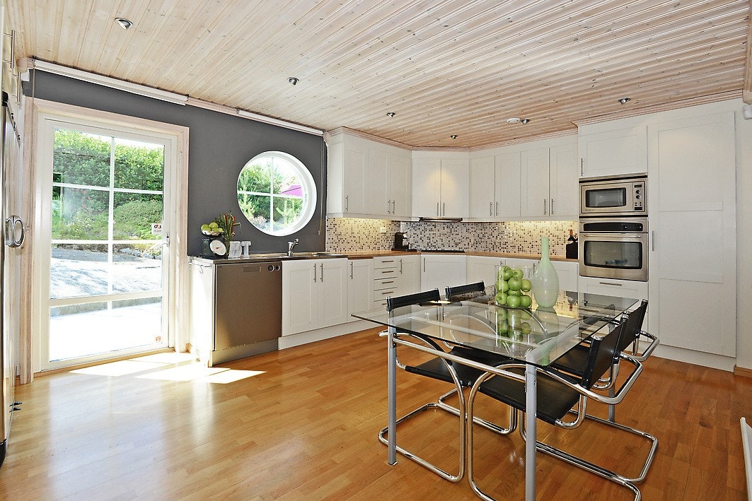 kjøkken med utgang Galleribilde