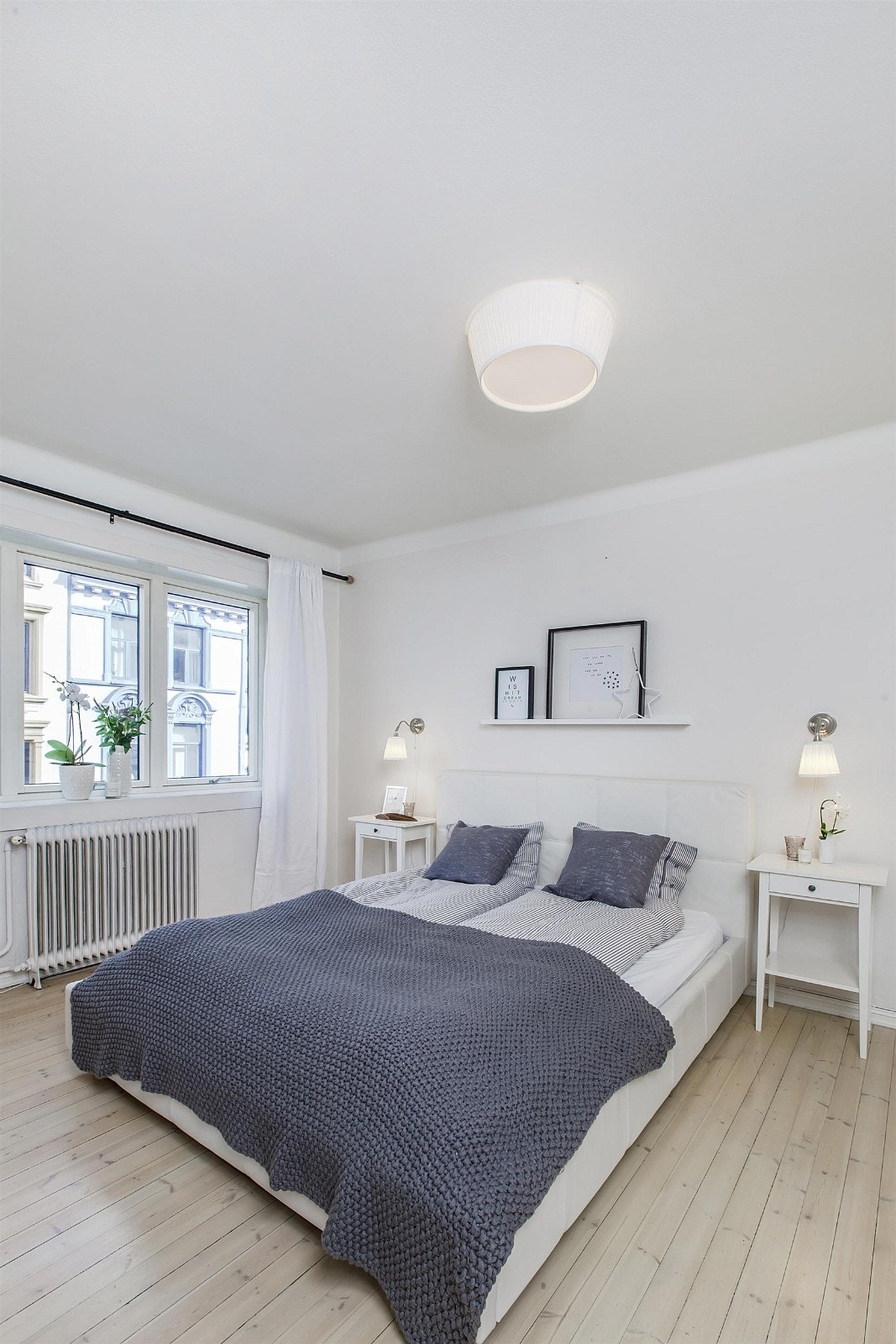 Hovedsoverommet har god størrelse og bra med garderobeplass. Galleribilde