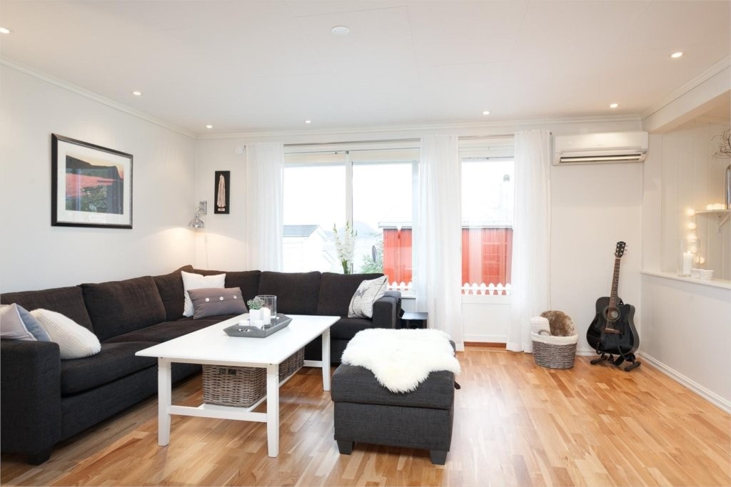 Stue med utgang til terrasse Galleribilde