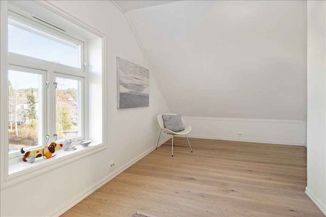 Soverom 2 av 5 (loftsetasjen) Galleribilde