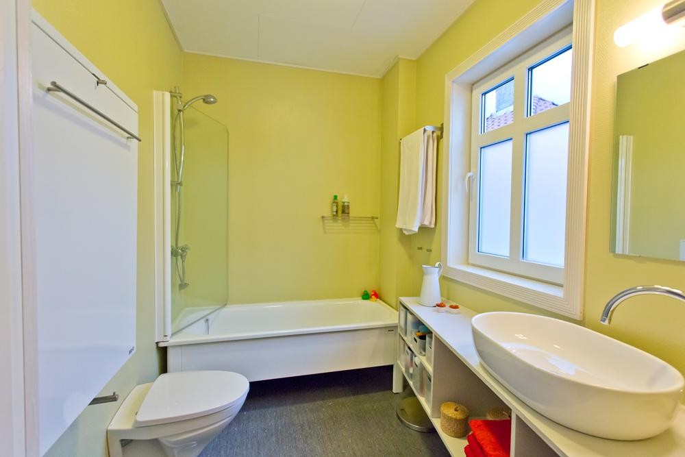 Badet og wc i andre etg Galleribilde