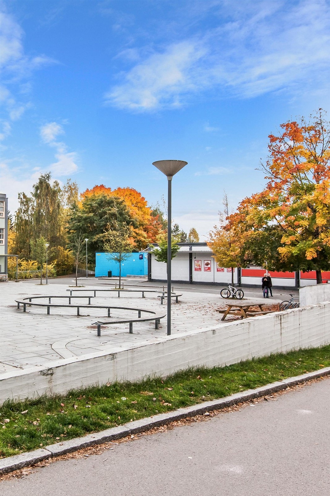 Setra Borettslag består av 260 leiligheter. Hyggelige fellesarealer i borettslaget. Galleribilde