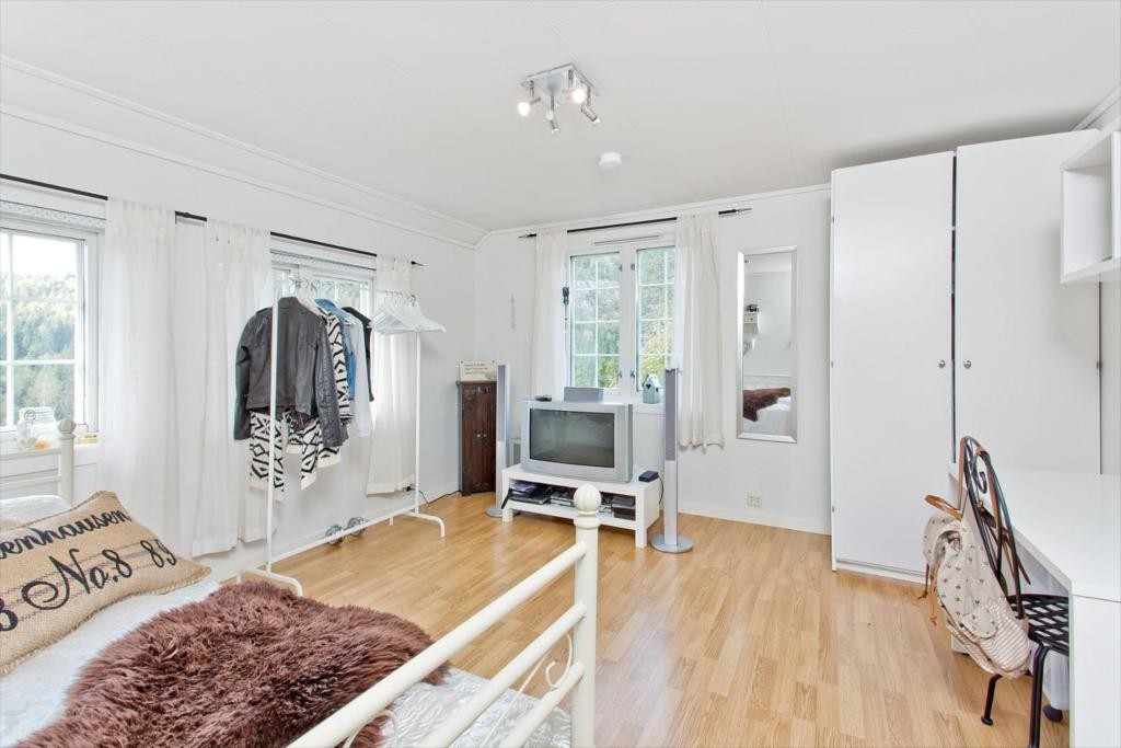 Soverom 2.etg. Oppusset 2009. Galleribilde