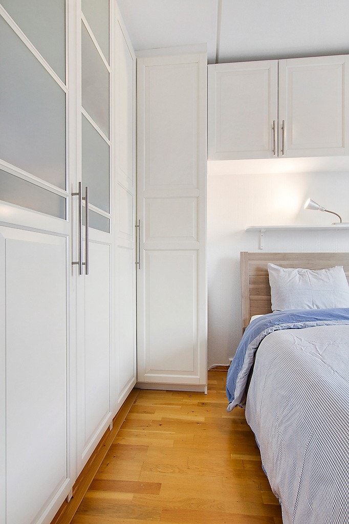 Hovedsoverom med stor garderobe Galleribilde