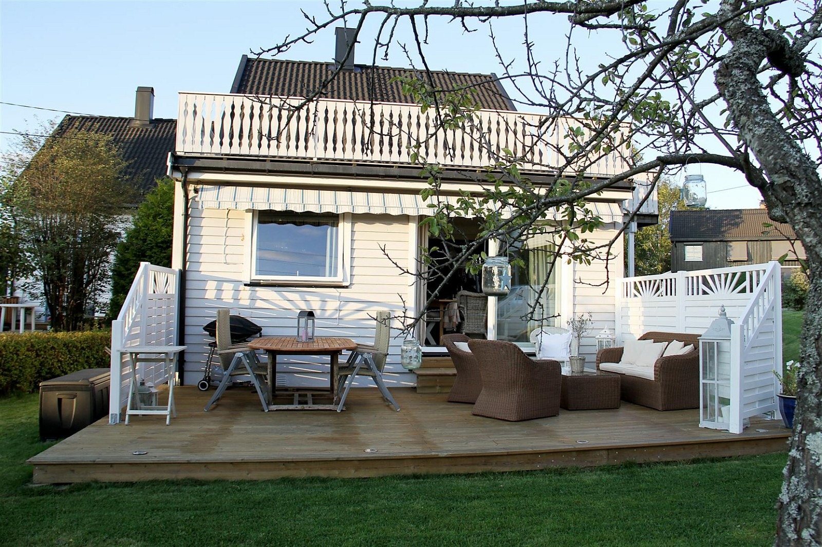 Dette er selgers private bilde. Her kan man nyte kveldssolen. Galleribilde