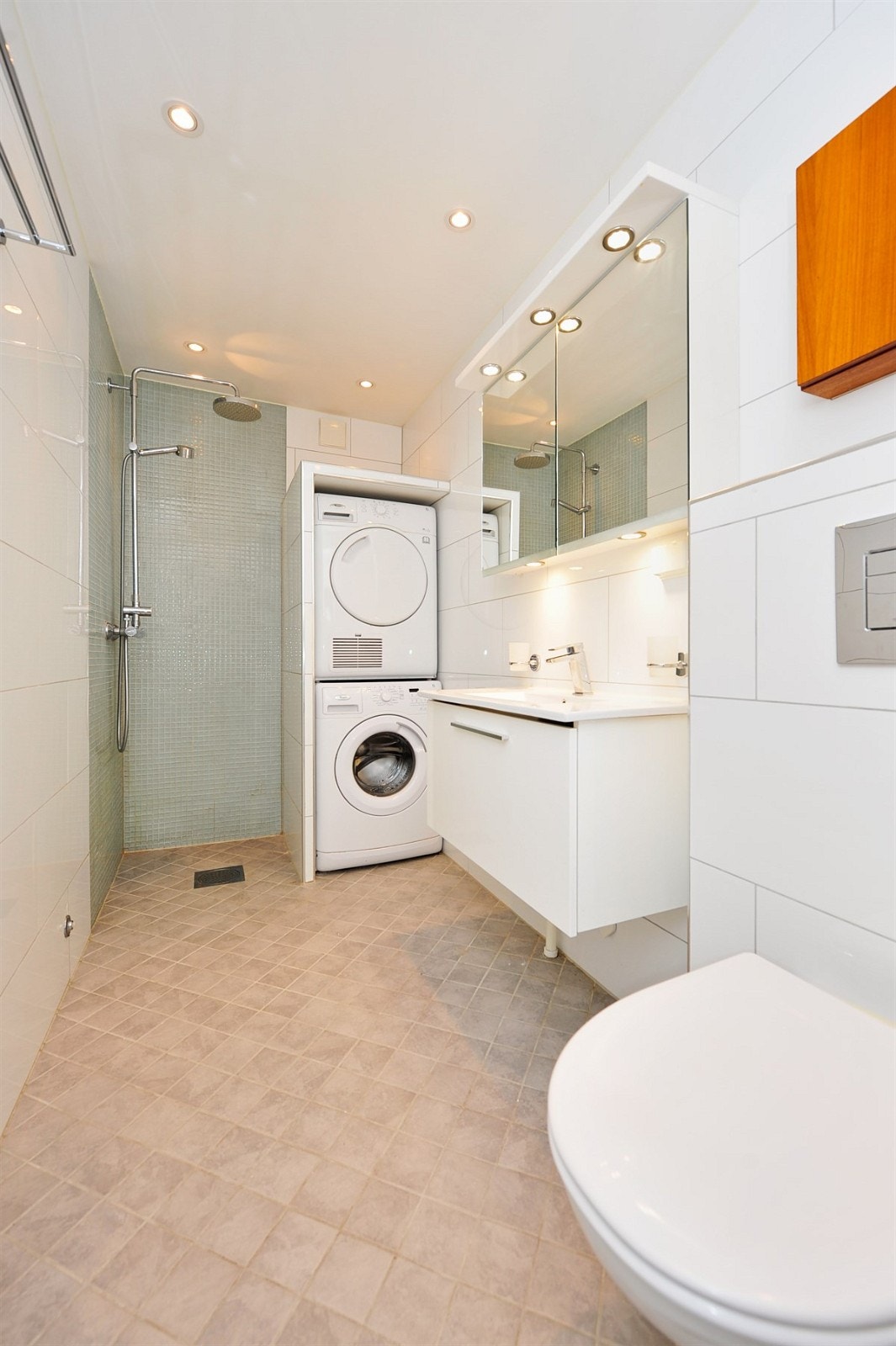 Fint baderom oppusset i 2012. Galleribilde