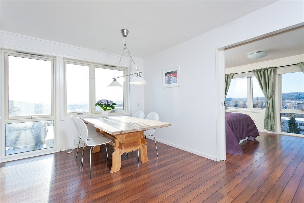 Plass til stort spisebord Galleribilde