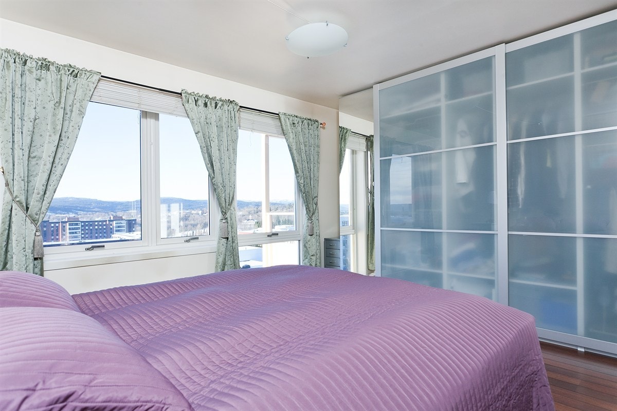 God skapplass på soverommet Galleribilde