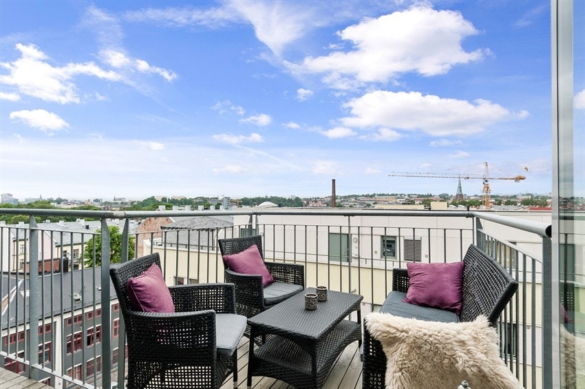 Balkong om sommeren Galleribilde