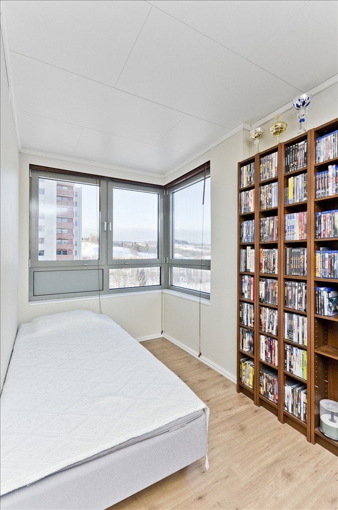 Del av stue, kan brukes til kontor eller til gjesteovernatting. Galleribilde