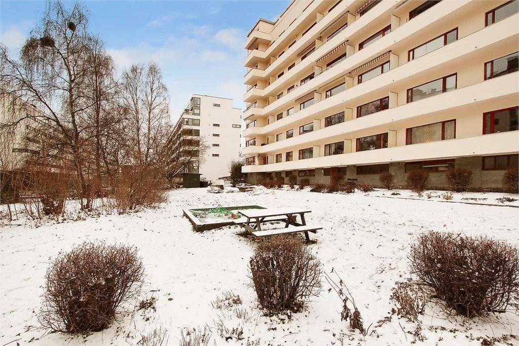 Opparbeidet, hyggelig felleshage Galleribilde