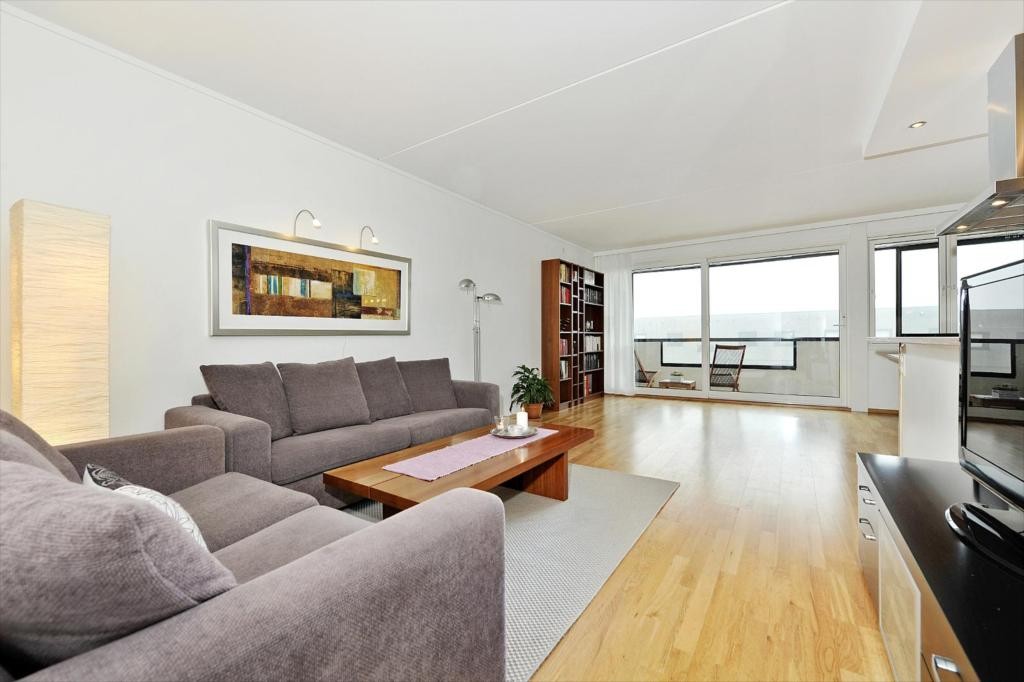 Utgang til innglasset balkong Galleribilde