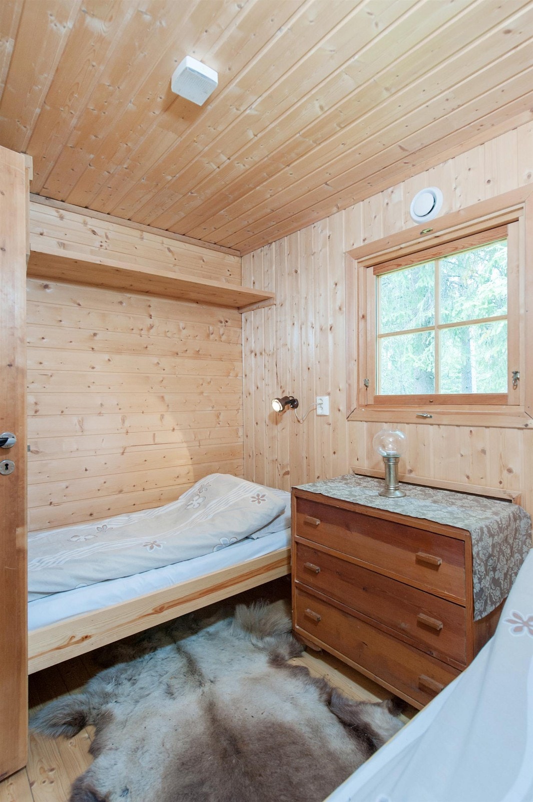 Totalt 5 sengeplasser sånn det er innredet i dag. Galleribilde